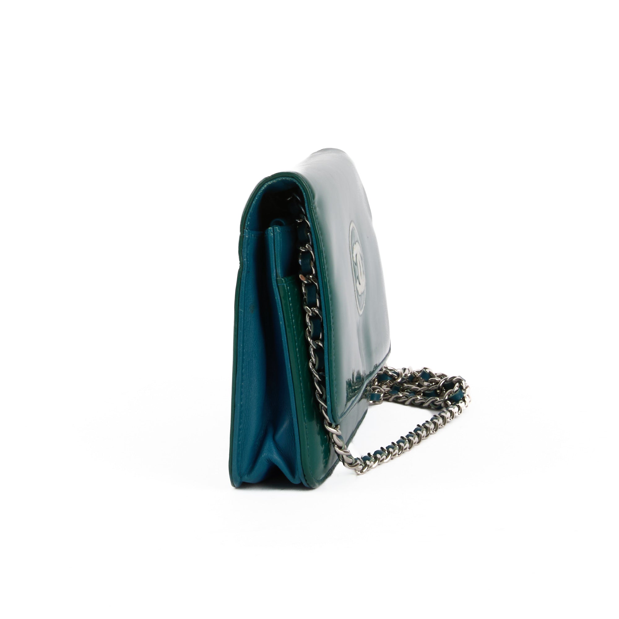 CHANEL - Sac bandoulière Wallet on chain Logo CC cuir vernis vert - Handbag