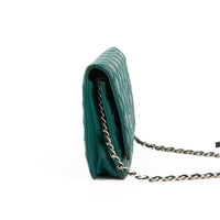 CHANEL - Sac à main Wallet on Chain Classique Stitches cuir vert - Handbag