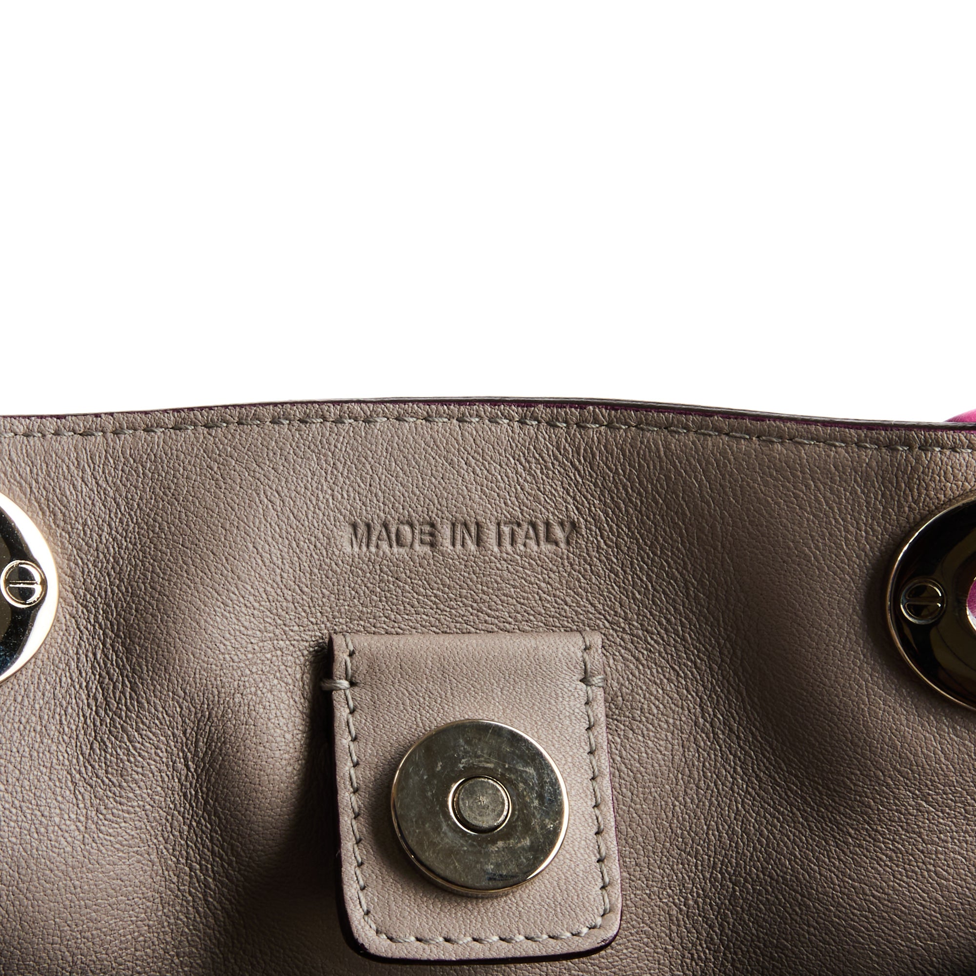 DIOR - Sac bandoulière Diorissimo Large cuir fuchsia - Handbag