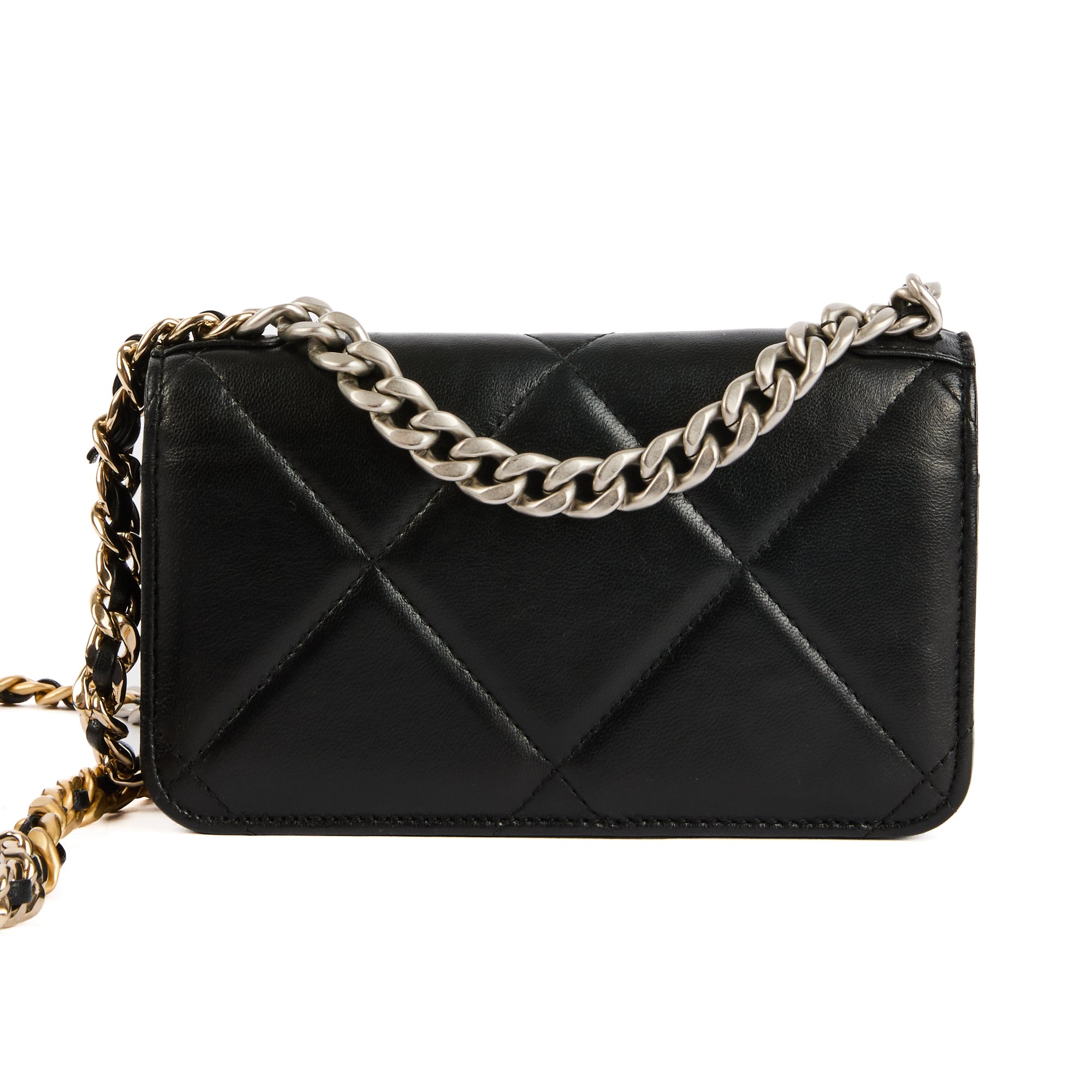 CHANEL - Sac bandoulière Wallet on chain 19 cuir noir - Handbag