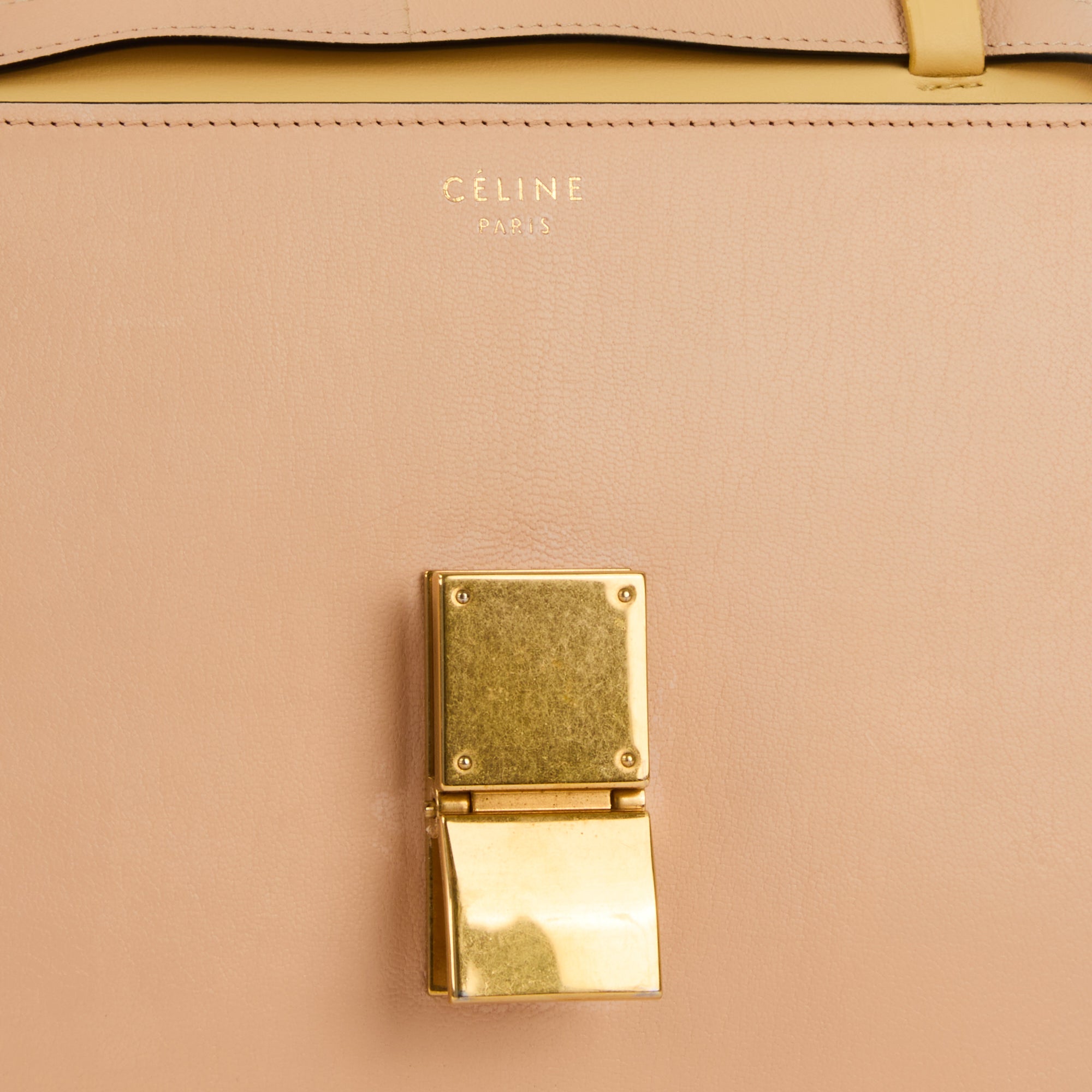 CELINE - Sac Bandoulière Classic Box Cuir rose - Hand Bag