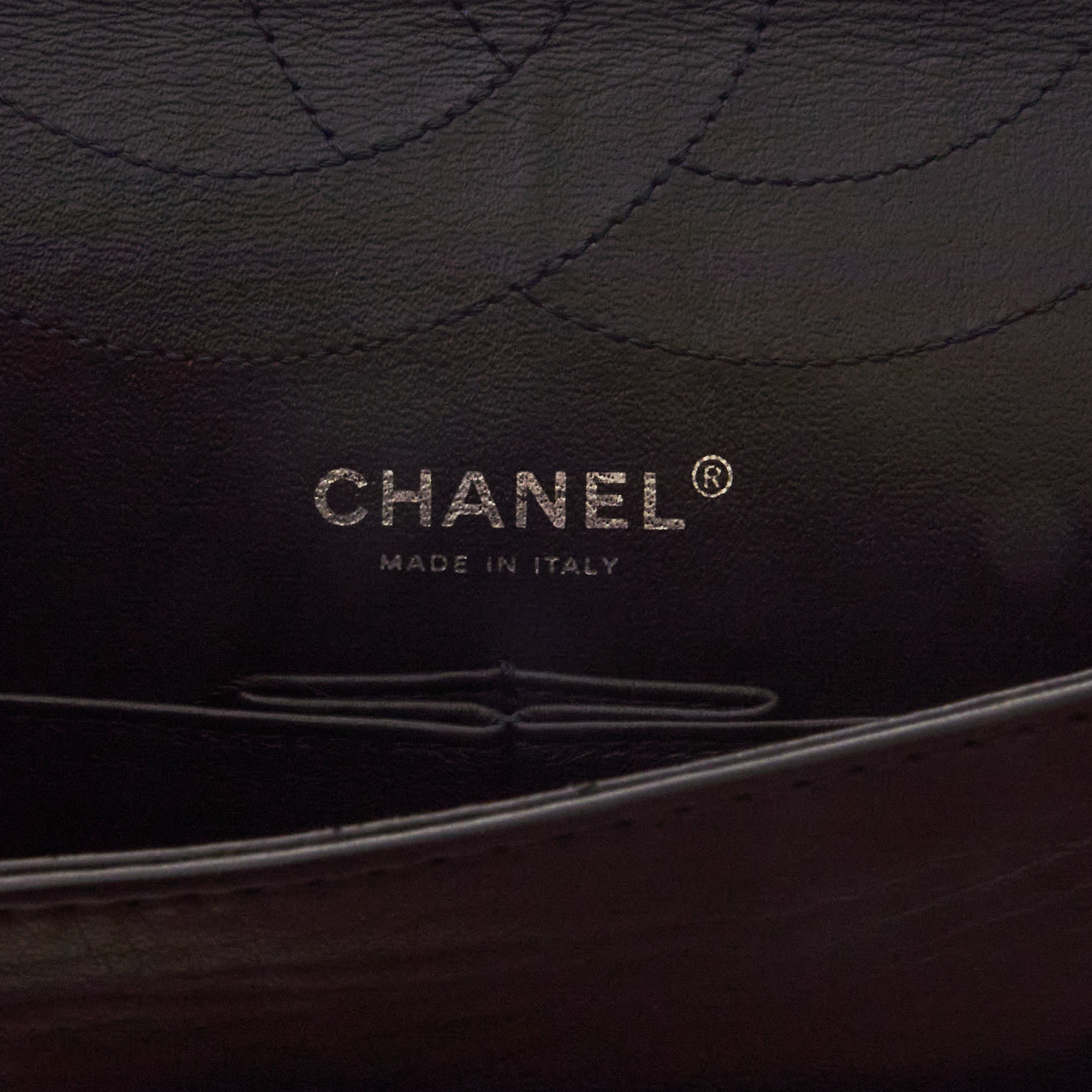 CHANEL - Sac bandoulière 2.55 Jumbo cuir vernis vert - Handbag