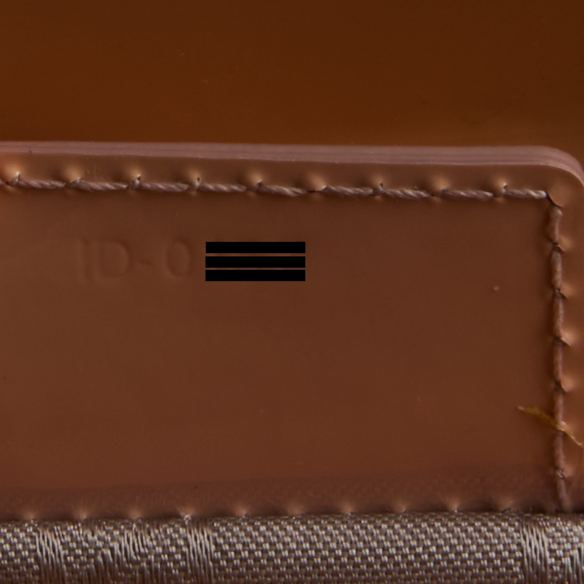 DIOR - Sac à main Lady Dior medium cuir vernis pêche - Hand bag