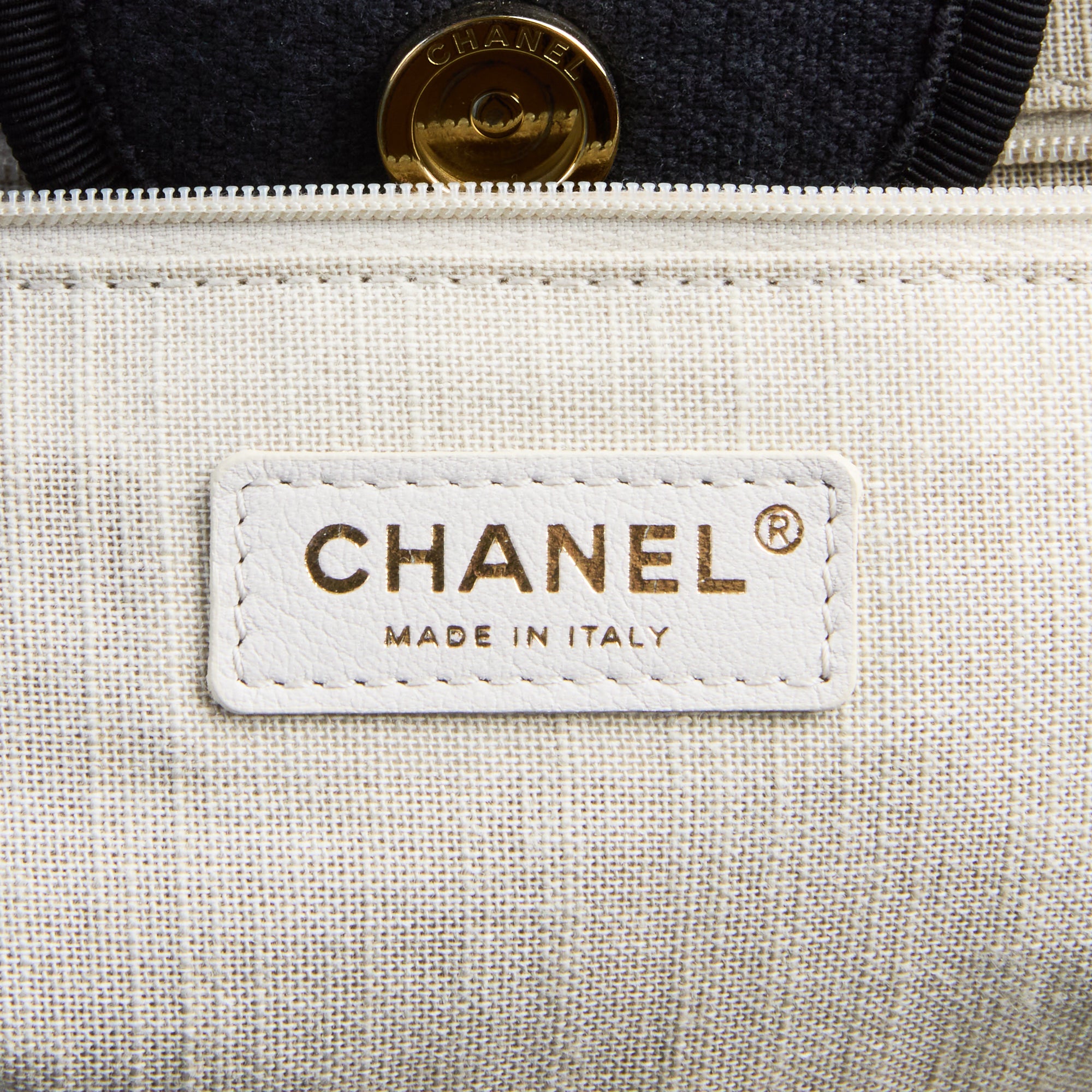 CHANEL - Sac à main Deauville Large toile noire - Handbag