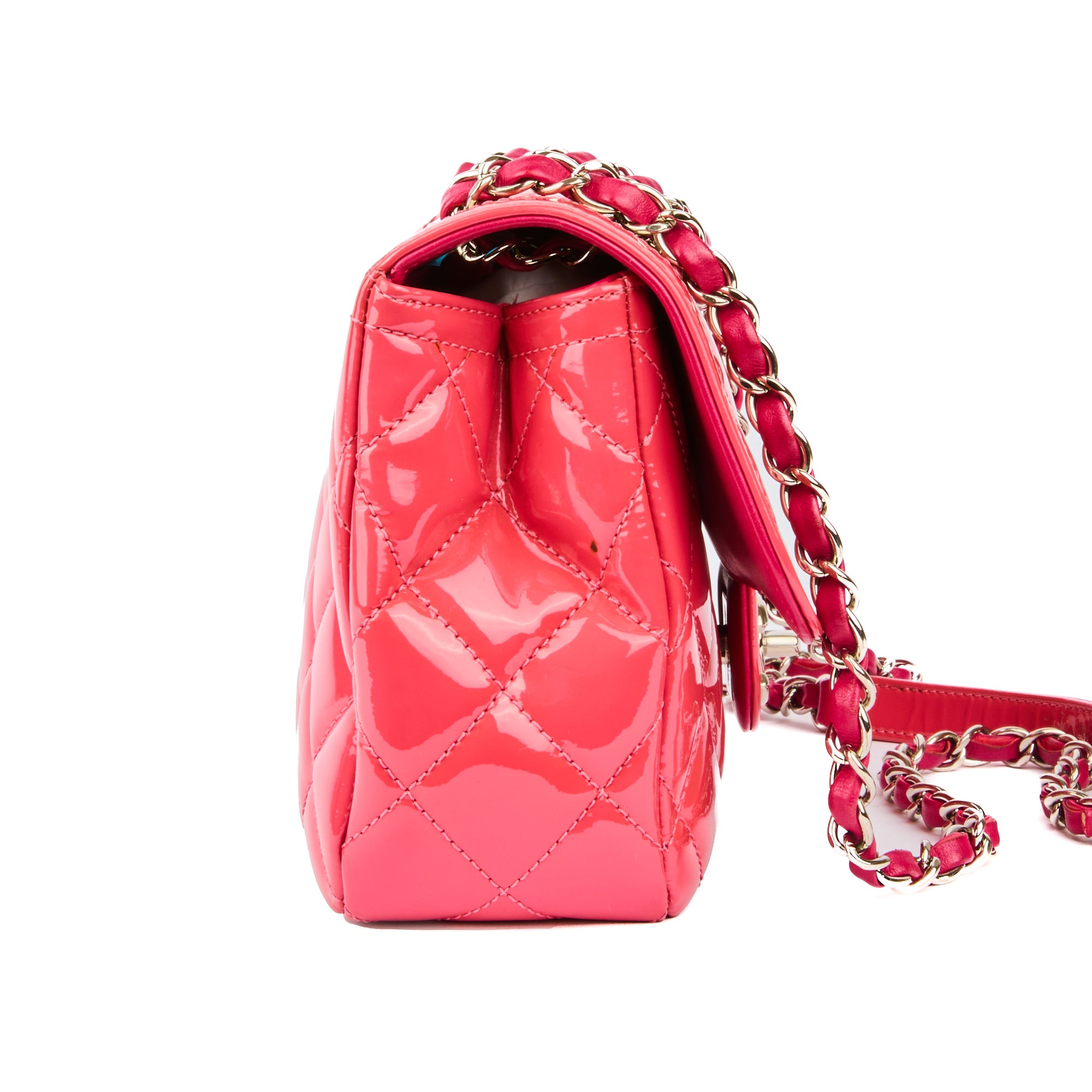 CHANEL - Sac bandoulière Classique Timeless CC  medium matelassé cuir rose matelassé vernis - Handbag