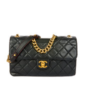 CHANEL - Sac bandoulière Jumbo Timeless Classique cuir noir matelassé - Handbag