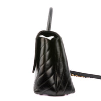 CHANEL - Sac à main Coco Handle chevron cuir noir - Handbag