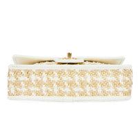 CHANEL - Sac à main Classique Flap bag Timeless raphia blanc doré - Handbag