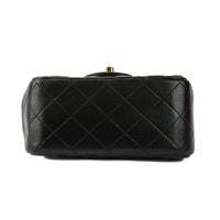 CHANEL - Sac bandoulière Mini Square Classique cuir noir - Handbag