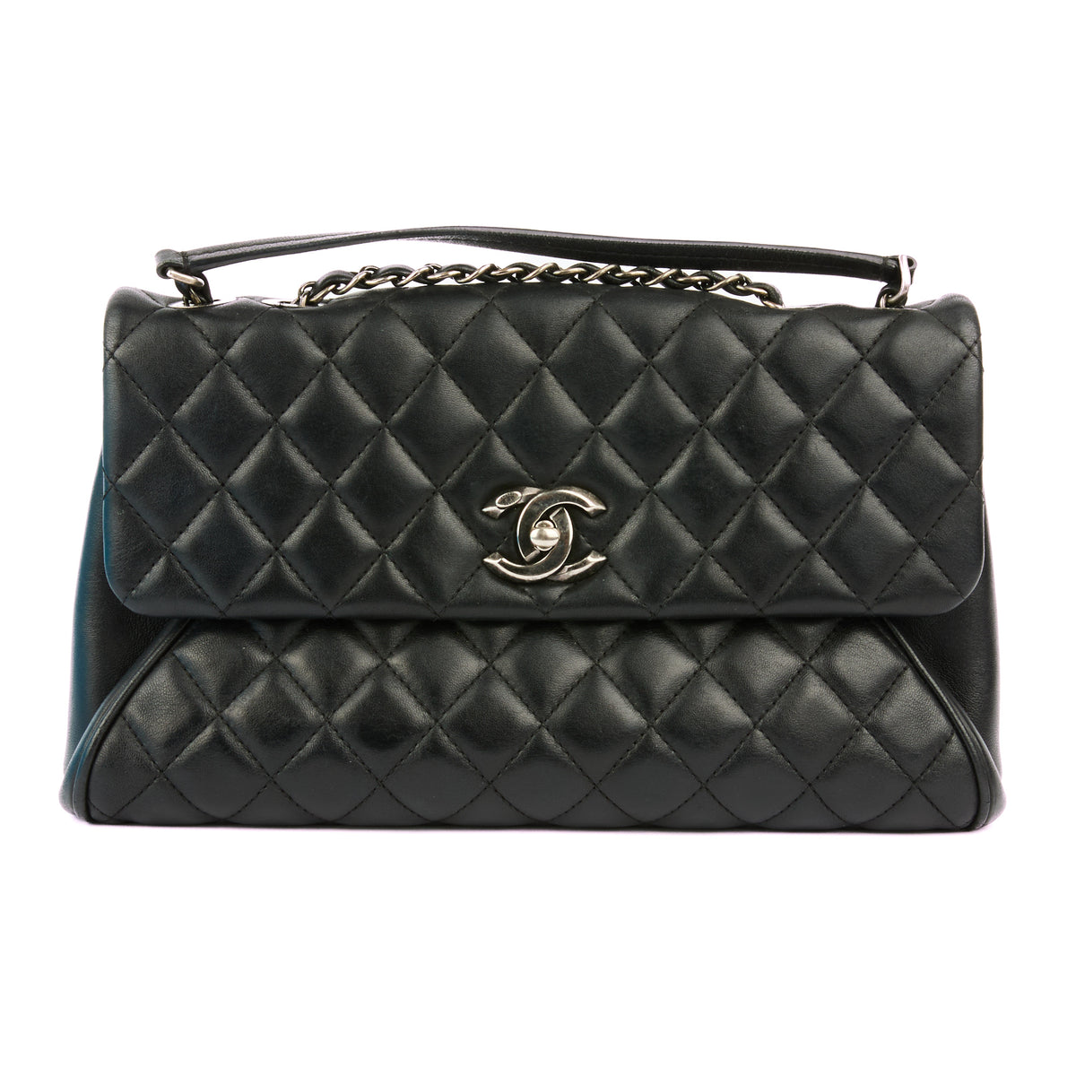 CHANEL - Sac bandoulière Fold Up Again Flap matelassé cuir noir - Handbag