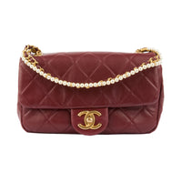 CHANEL - Sac bandoulière Mini Classique perles cuir bordeaux - Handbag
