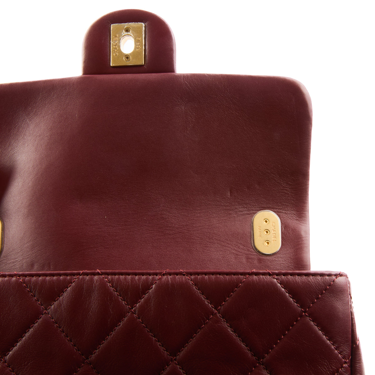 CHANEL - Sac bandoulière Mini Classique perles cuir bordeaux - Handbag