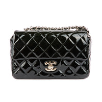 CHANEL - Sac bandoulière Mini Timeless Classique cuir vernis noir - Handbag