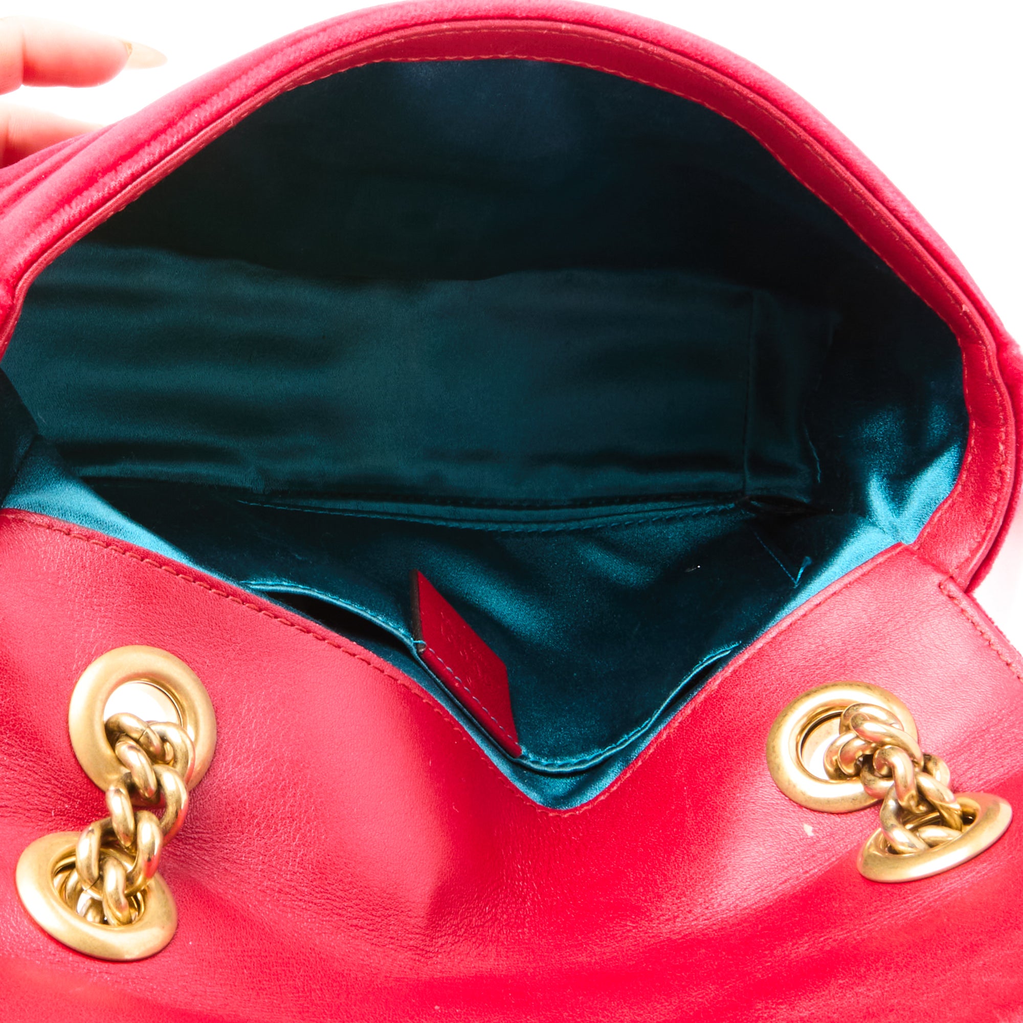 GUCCI - Sac bandoulière Petit Marmont GG velours rouge - Handbag