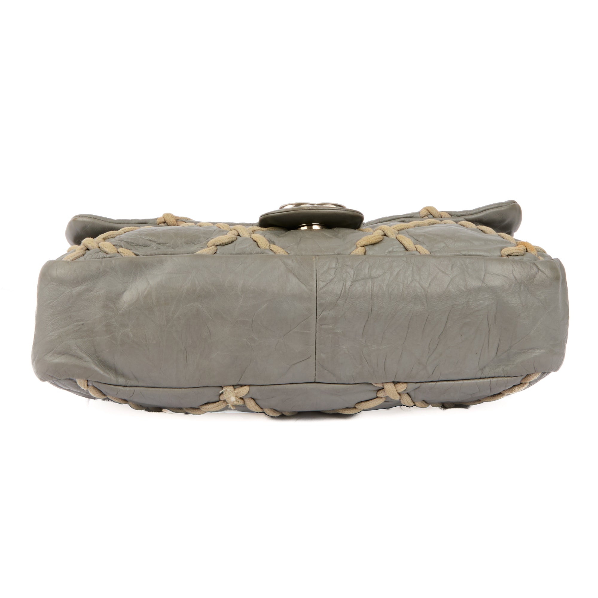 CHANEL - Sac à main Classique Logo CC Stitches cuir gris - Handbag