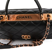 CHANEL - Sac à main Trendy CC GM cuir matelassé noir - Handbag