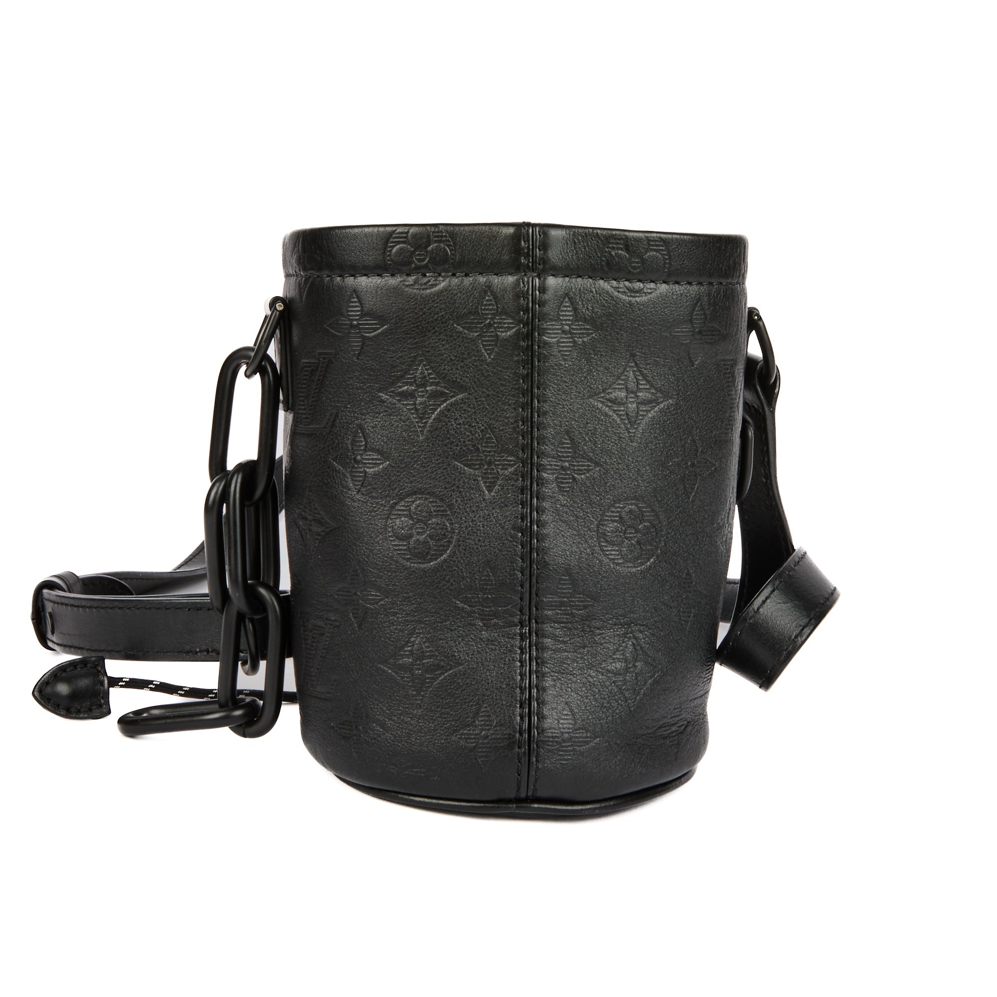 LOUIS VUITTON - Sac bandoulière Chalk Nano cuir Monogram Shadow noir - Handbag