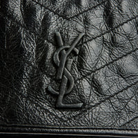 SAINT LAURENT - Sac à main Niki Mini Square cuir noir - Hand bag