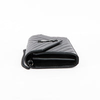 SAINT LAURENT - Sac bandoulière Enveloppe Cassandre cuir all black - Hand Bag