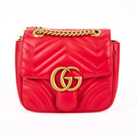 GUCCI - Sac bandoulière Marmont GG Mini Square cuir rouge - Handbag