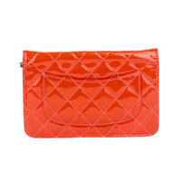 CHANEL - Sac bandoulière Wallet on Chain cuir vernis rouge - Handbag