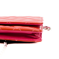 CHANEL - Sac bandoulière Wallet on Chain cuir vernis rouge - Handbag