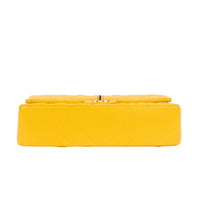 CHANEL - Sac bandoulière Timeless Classique 11.12 cuir caviar jaune - Handbag