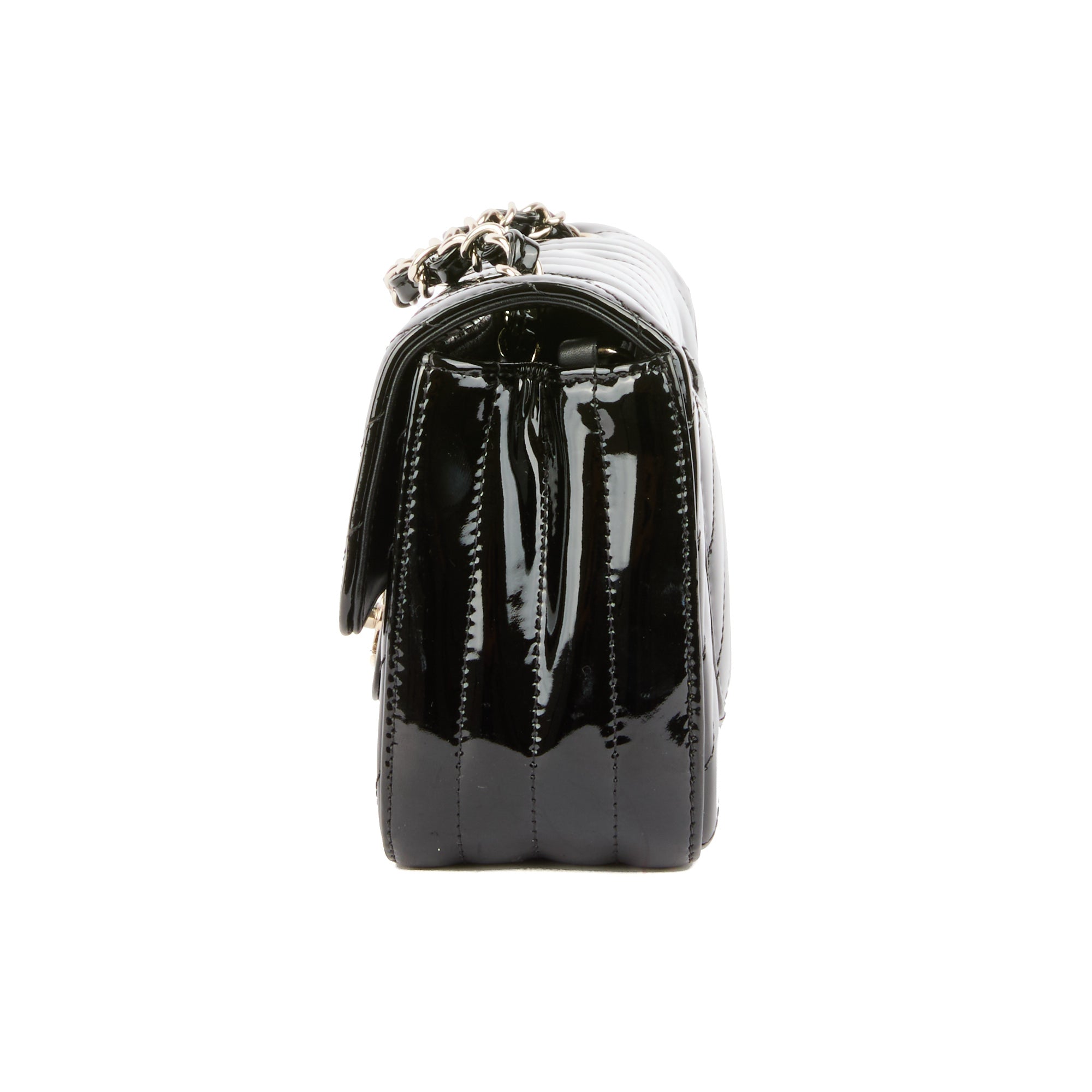 CHANEL - Sac bandoulière Mini Timeless cuir chevron verni noir - Handbag