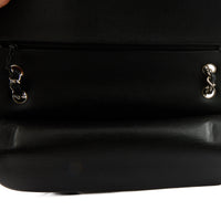 CHANEL - Sac bandoulière Jumbo Classique cuir chevron caviar noir - handbag