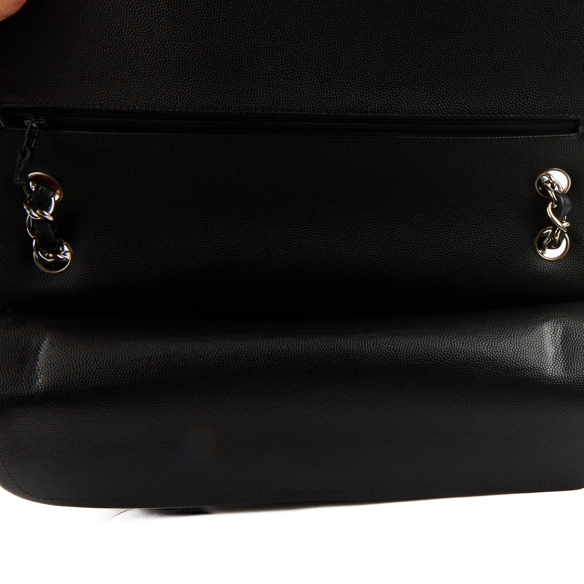 CHANEL - Sac bandoulière Jumbo Classique cuir chevron caviar noir - handbag