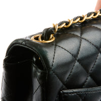 CHANEL - Sac bandoulière Mini square Classique cuir noir - Handbag