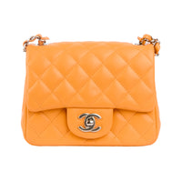 CHANEL - Sac bandoulière Mini Square Classique cuir abricot - Handbag