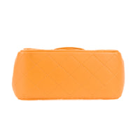 CHANEL - Sac bandoulière Mini Square Classique cuir abricot - Handbag