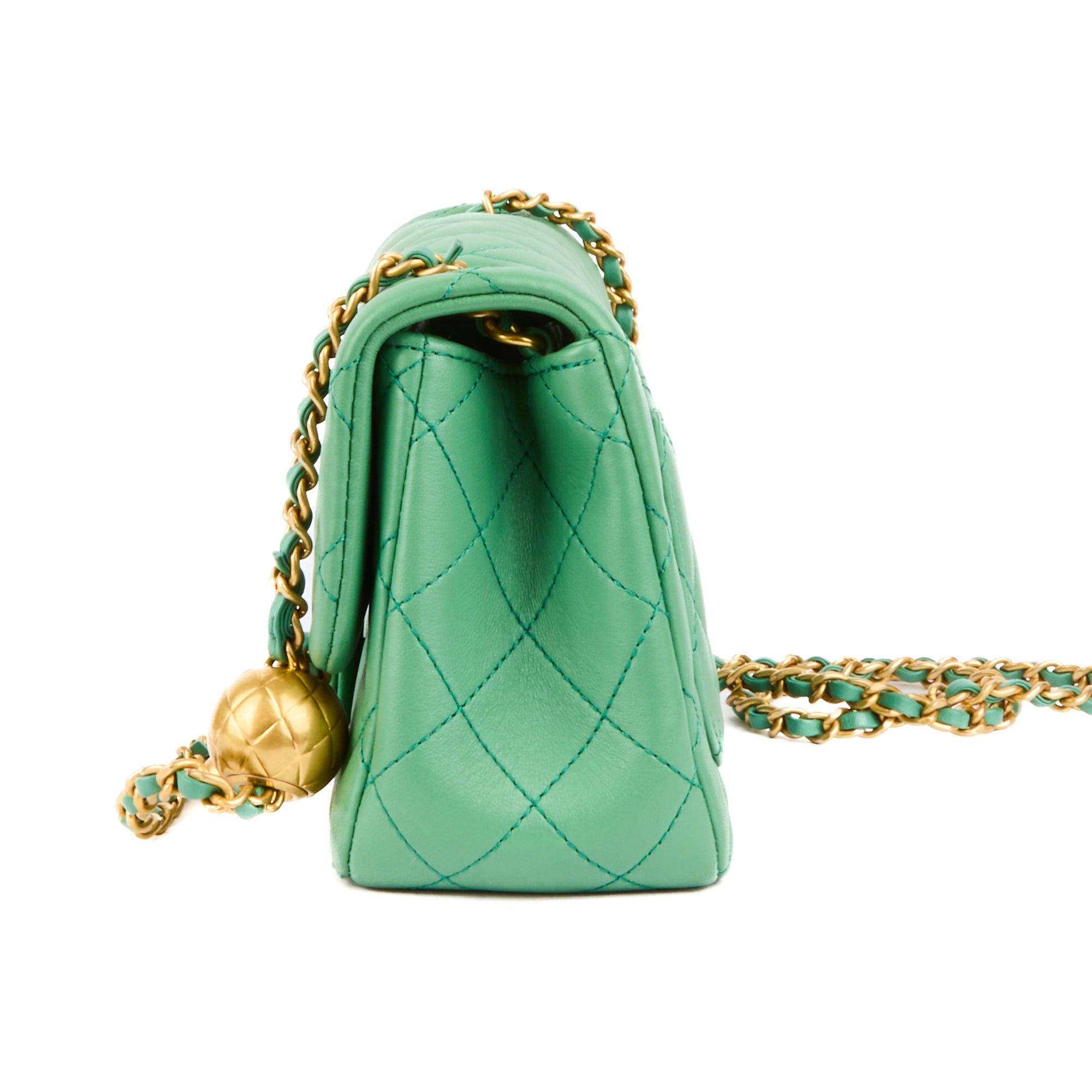 CHANEL - Sac bandoulière Mini Square Classique cuir vert perle - Handbag