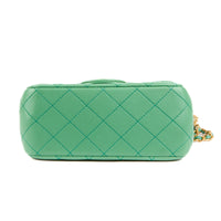 CHANEL - Sac bandoulière Mini Square Classique cuir vert perle - Handbag