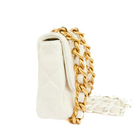 CHANEL - Sac Mini square cuir matelassé blanc