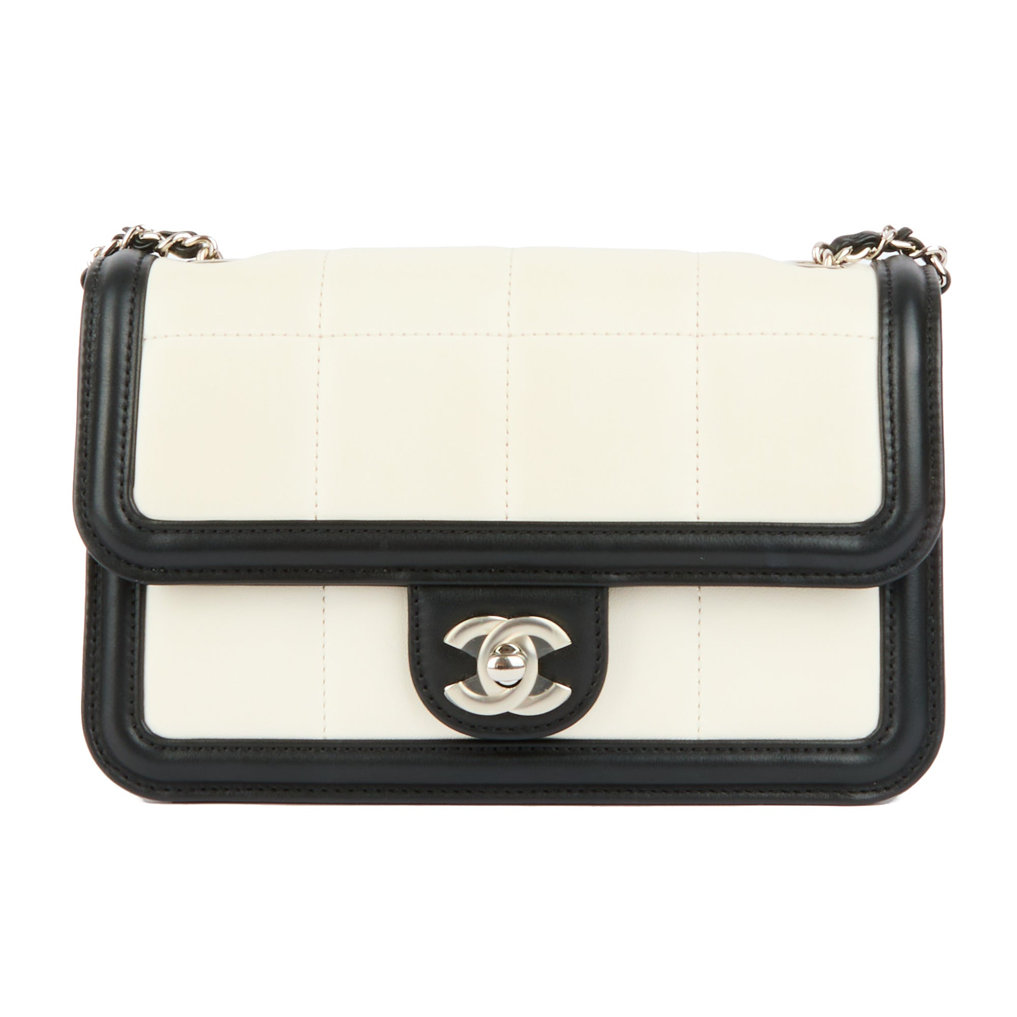 CHANEL - Sac bandoulière Mini Flap cuir blanc et noir - Handbag