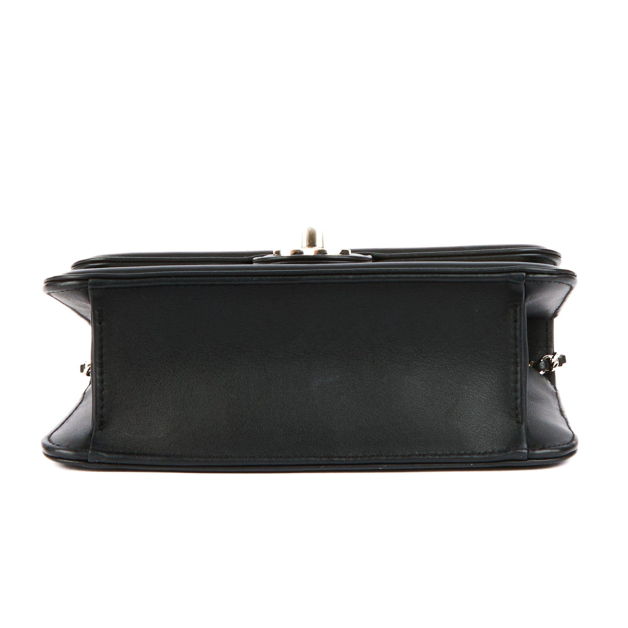 CHANEL - Sac bandoulière Mini Flap cuir blanc et noir - Handbag
