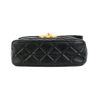 CHANEL - Sac bandoulière Classique cuir matelassé noir boucle CC - Handbag
