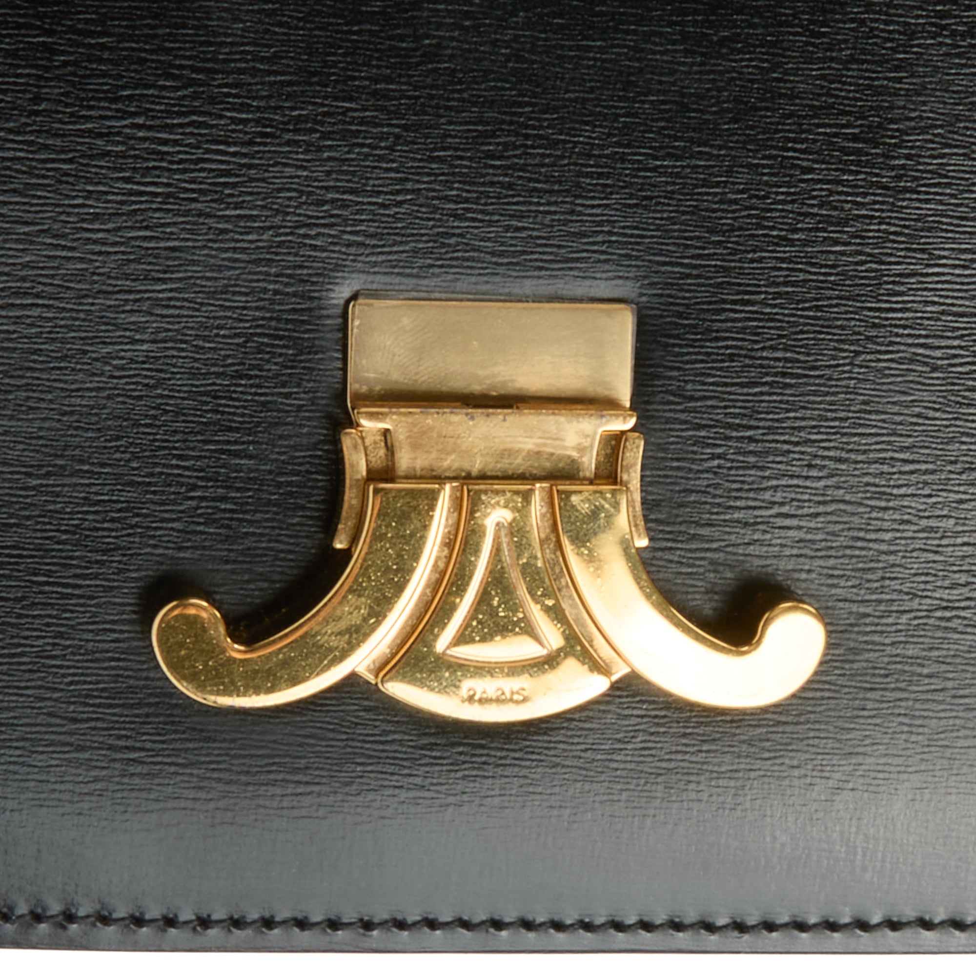 CELINE - Sac bandoulière Triomphe Teen cuir noir - Handbag
