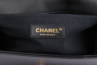 CHANEL - Sac bandoulière Boy Medium cuir noir - Shoulder Bag