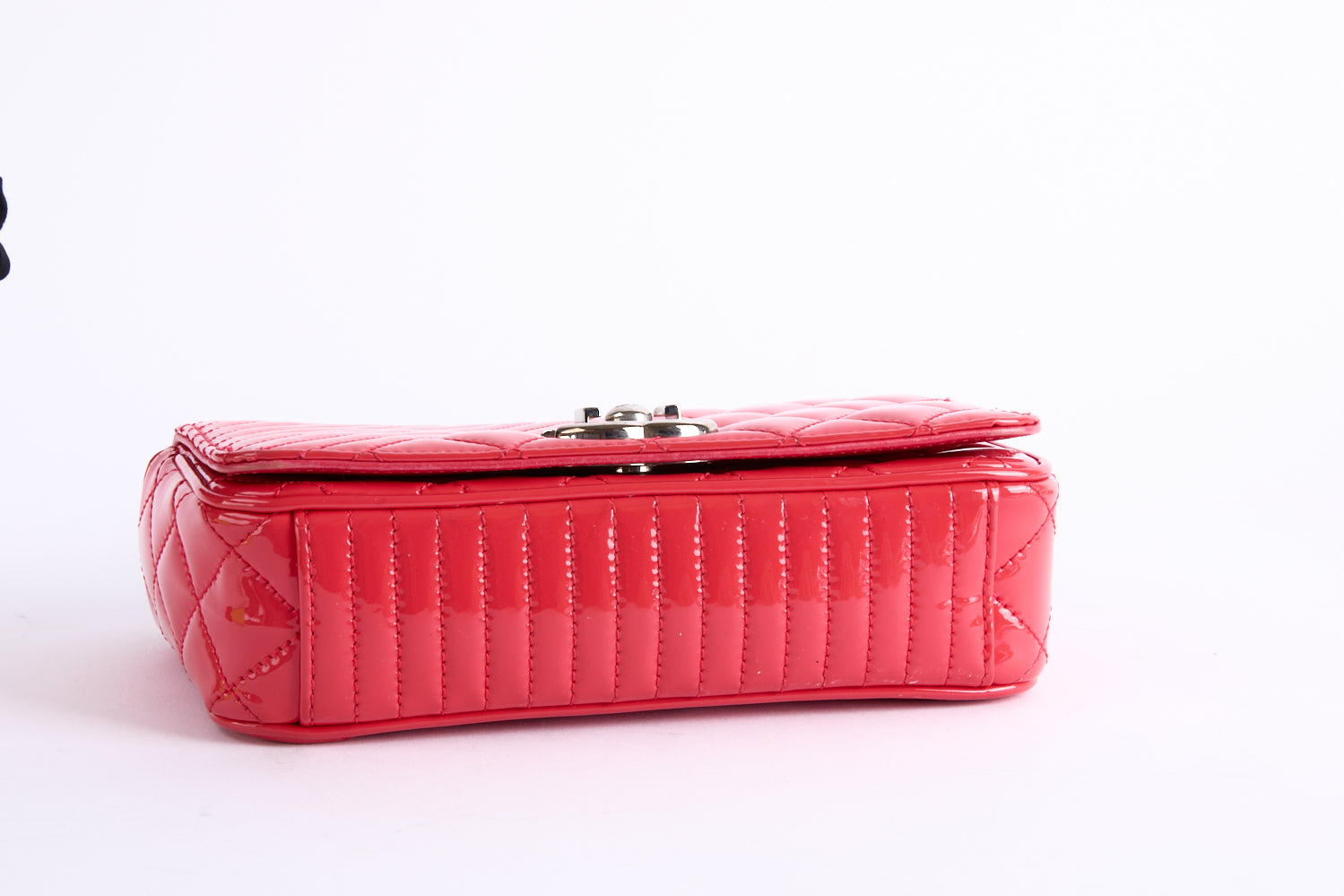 CHANEL - Sac à main Coco Boy Small Cuir Vernis Rouge - Shoulder Bag