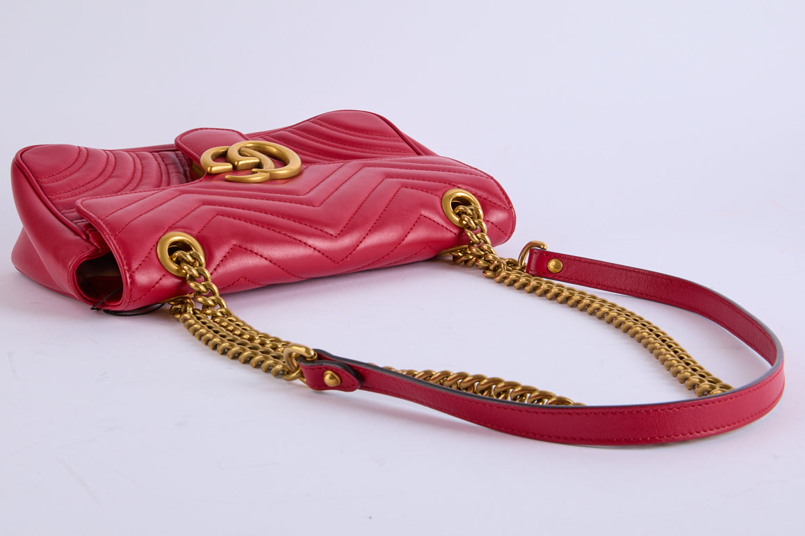 GUCCI - Sac bandoulière Marmont Rouge - Shoulder Bag