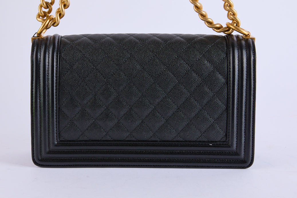 CHANEL - Sac à main Boy Caviar Noir Doré - Shoulder Bag