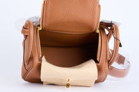 HERMES - Sac à main Mini Lindy Taurillon Clémence Gold - Hand bag