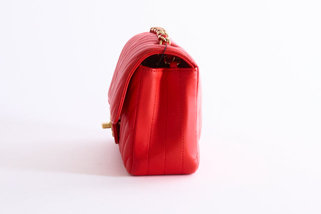 CHANEL - Sac bandoulière Mini Timeless chevron rouge - Hand Shoulder Bag