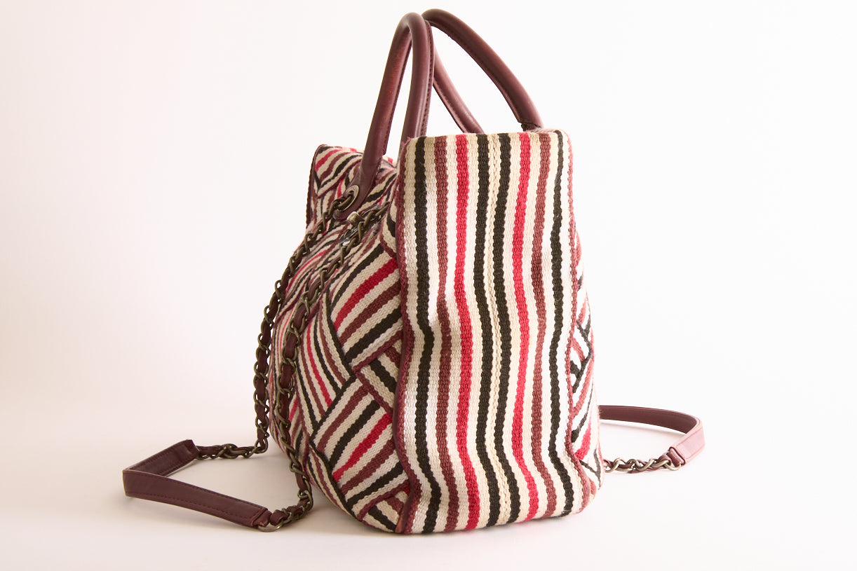 CHANEL - Sac à main Deauville Tote toile - Hand bag