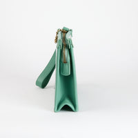 CHANEL - Pochette Tweed Vert - Pouch