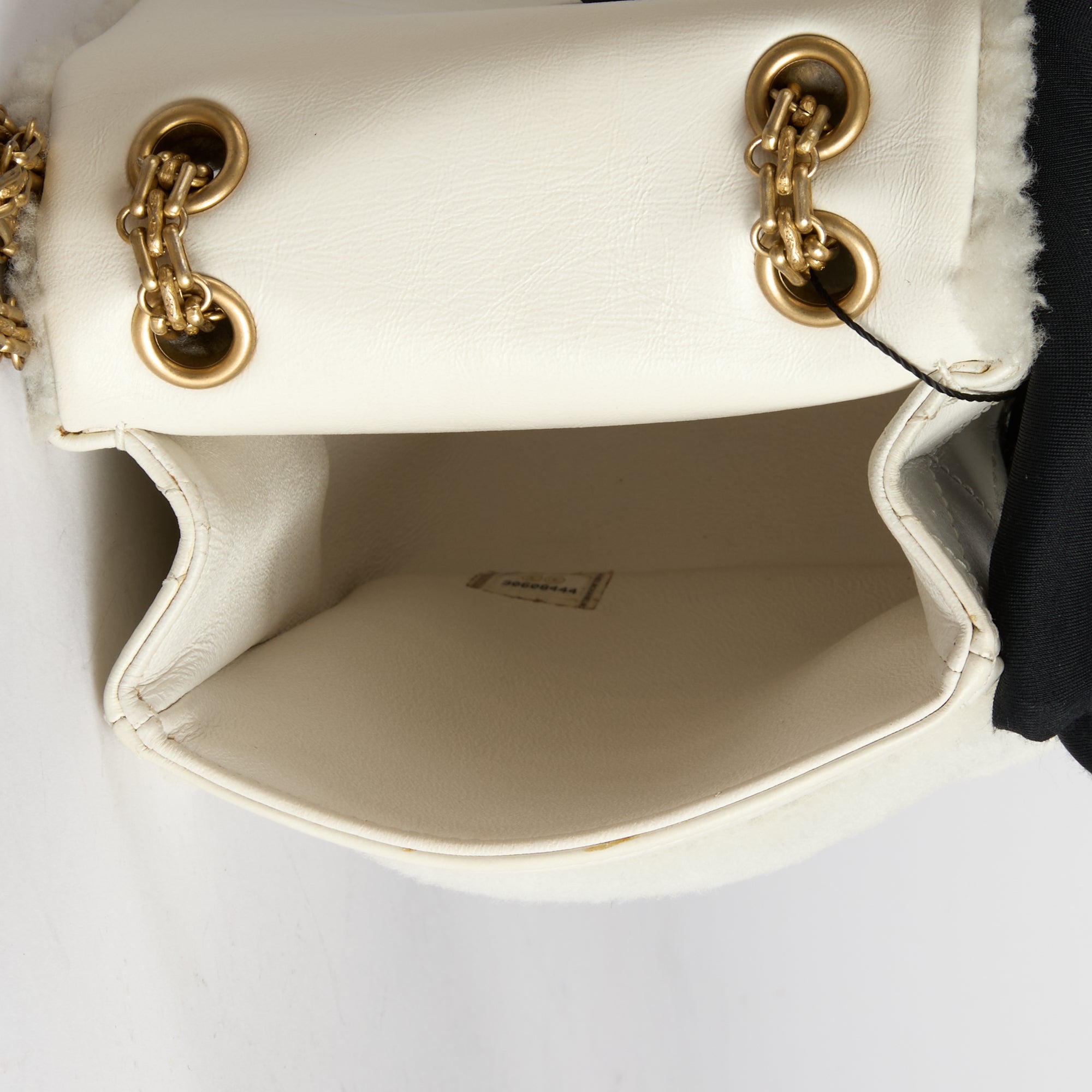 CHANEL - Sac bandoulière Mini 2.55 vertical Fourrure Shearling Blanc - Hand Shoulder bag