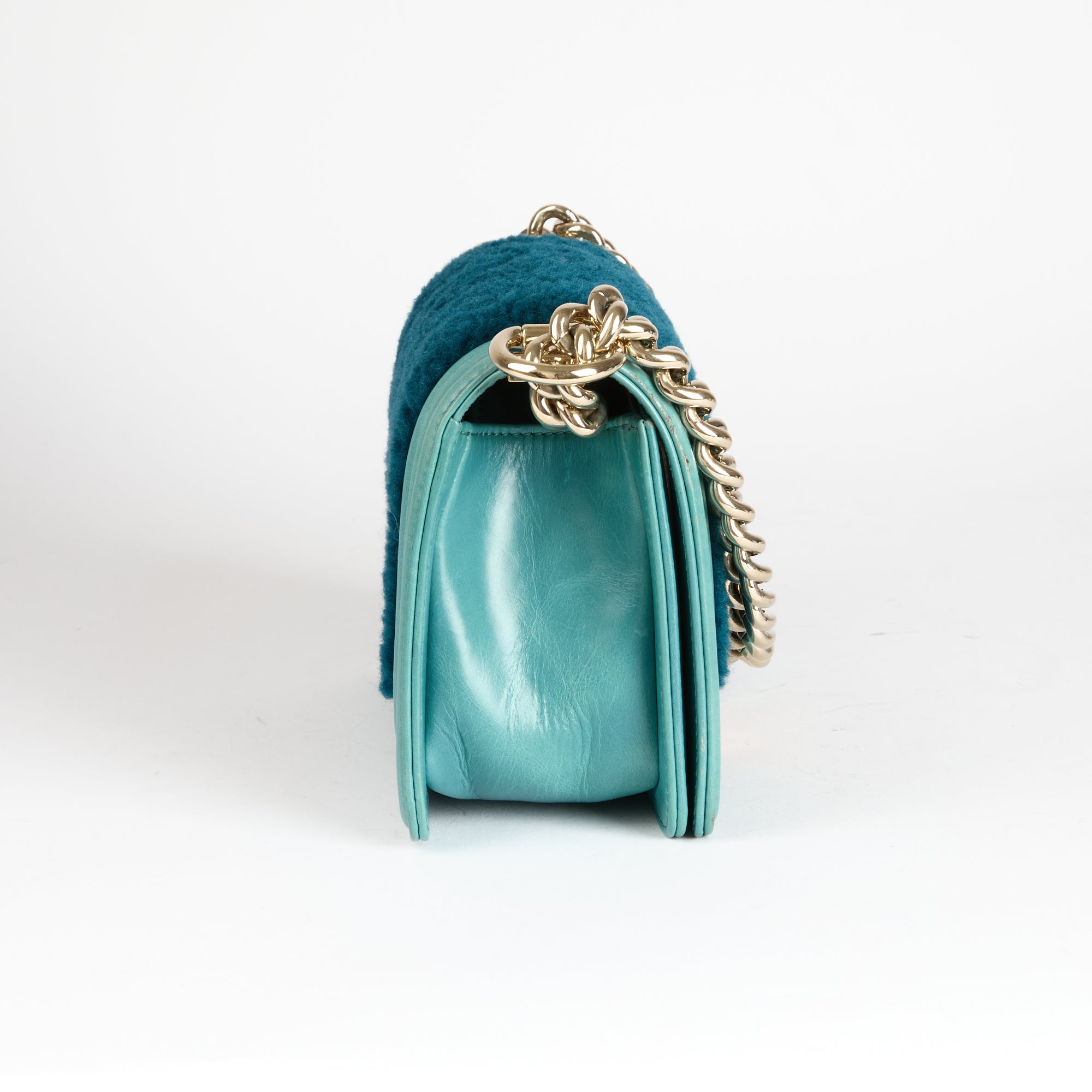 CHANEL - Sac bandoulière Boy PM Shearling Bleu - Hand Shoulder Bag